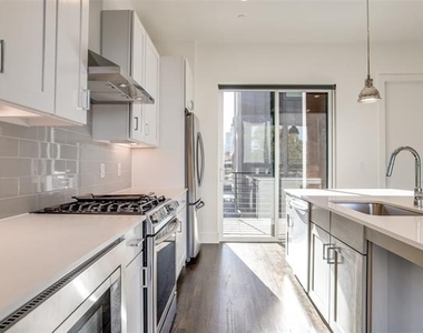 4419 Cabell Drive - Photo Thumbnail 5