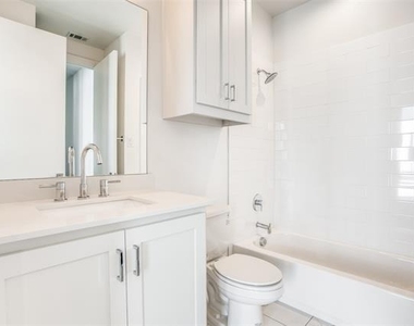 2180 Bennett Avenue - Photo Thumbnail 17