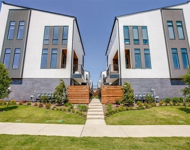 2180 Bennett Avenue - Photo Thumbnail 1