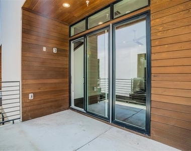 2180 Bennett Avenue - Photo Thumbnail 19