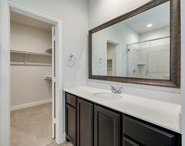 1216 Blanco Trail - Photo Thumbnail 33