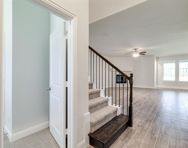 1216 Blanco Trail - Photo Thumbnail 7