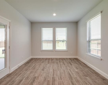 1216 Blanco Trail - Photo Thumbnail 19