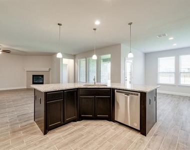 1216 Blanco Trail - Photo Thumbnail 20