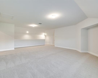 1216 Blanco Trail - Photo Thumbnail 39