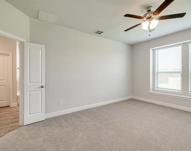 1216 Blanco Trail - Photo Thumbnail 28