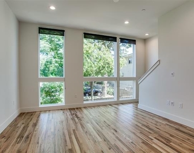 4419 Cabell Drive - Photo Thumbnail 15