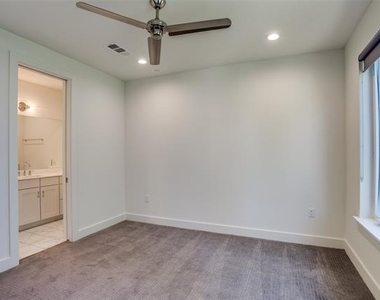 4419 Cabell Drive - Photo Thumbnail 19