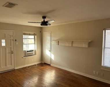 303 S Ballard Avenue - Photo Thumbnail 1