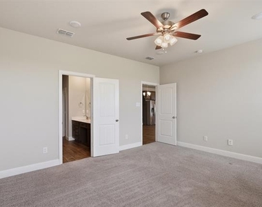 8200 Korat Vista - Photo Thumbnail 11