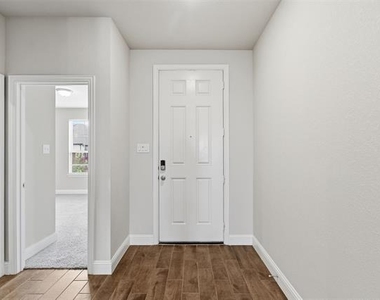 8200 Korat Vista - Photo Thumbnail 21