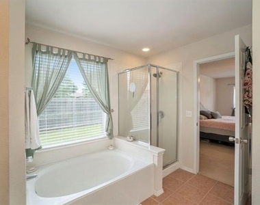 1327 Primrose Drive - Photo Thumbnail 20