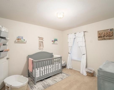 1327 Primrose Drive - Photo Thumbnail 4