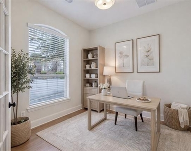 416 King Galloway Drive - Photo Thumbnail 4