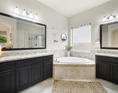 2804 Seabiscuit Road - Photo Thumbnail 15