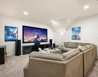 2804 Seabiscuit Road - Photo Thumbnail 20