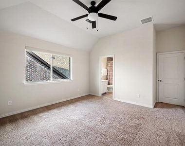 2804 Seabiscuit Road - Photo Thumbnail 27