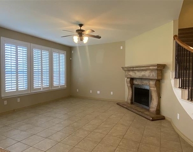 12273 Angelo Drive - Photo Thumbnail 7