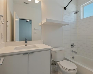 1510 N Washington Avenue - Photo Thumbnail 9