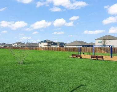 2800 Weston Road - Photo Thumbnail 34
