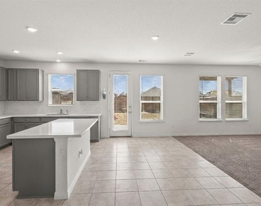 2800 Weston Road - Photo Thumbnail 9