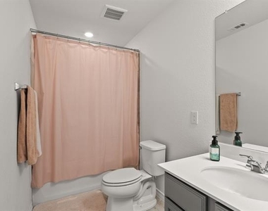 2800 Weston Road - Photo Thumbnail 25