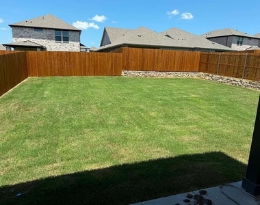 410 Stagg Street - Photo Thumbnail 19