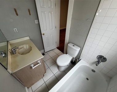 5321 Reiger Avenue - Photo Thumbnail 5
