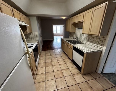 5321 Reiger Avenue - Photo Thumbnail 8