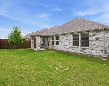 410 Dempsey Drive - Photo Thumbnail 24