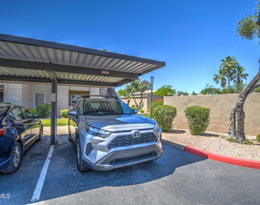 7009 E Acoma Drive - Photo Thumbnail 17