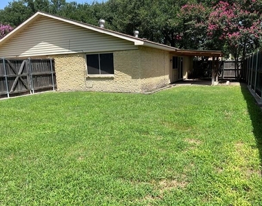 2830 Fern Glen Drive - Photo Thumbnail 20