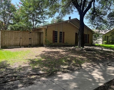 2830 Fern Glen Drive - Photo Thumbnail 1