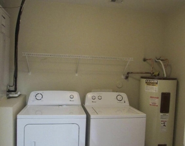 600 W Grove Parkway - Photo Thumbnail 15