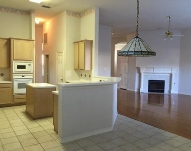 4408 Jenkins Drive - Photo Thumbnail 2