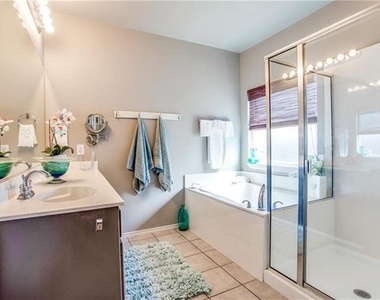 6532 Alexandra Meadows Drive - Photo Thumbnail 12