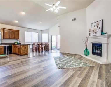 6532 Alexandra Meadows Drive - Photo Thumbnail 4