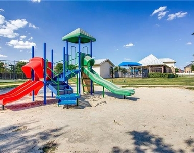 6532 Alexandra Meadows Drive - Photo Thumbnail 24