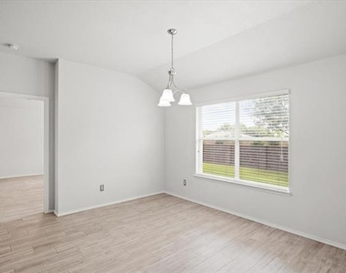 416 Ponderosa Trail - Photo Thumbnail 8