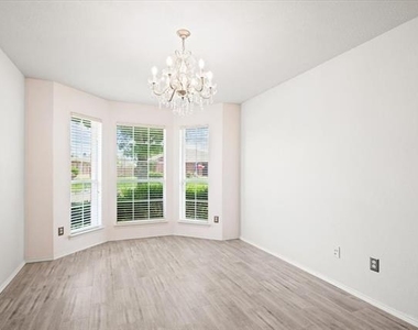 416 Ponderosa Trail - Photo Thumbnail 10
