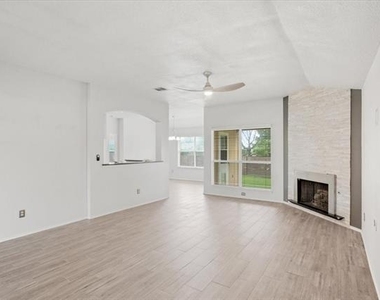 416 Ponderosa Trail - Photo Thumbnail 6
