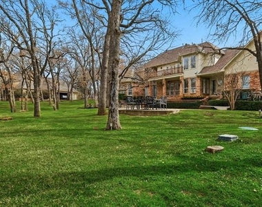 2013 Breaker Lane - Photo Thumbnail 11