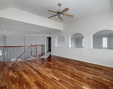 828 Thomas Crossing Drive - Photo Thumbnail 23