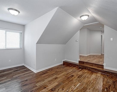 828 Thomas Crossing Drive - Photo Thumbnail 35