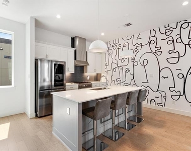 5605 Bryan Parkway - Photo Thumbnail 1