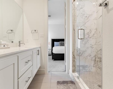 5605 Bryan Parkway - Photo Thumbnail 12