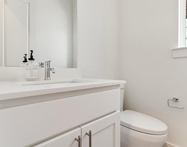 5605 Bryan Parkway - Photo Thumbnail 19