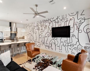 5605 Bryan Parkway - Photo Thumbnail 5