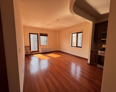 3052 Brighton 1st Street - Photo Thumbnail 7