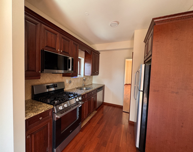 3052 Brighton 1st Street - Photo Thumbnail 4